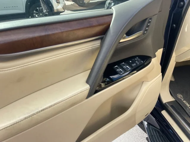 SEMINUEVOS LEXUS LX 570 a Estados en autogozo