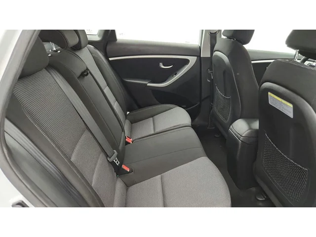 SEMINUEVOS HYUNDAI Elantra GT a Estados en autogozo