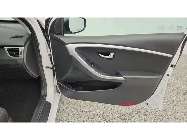 SEMINUEVOS HYUNDAI Elantra GT a Estados en autogozo
