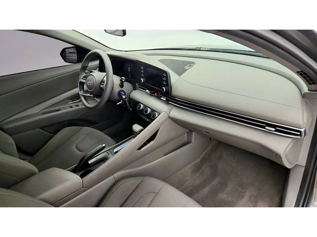 SEMINUEVOS HYUNDAI Elantra a Estados en autogozo