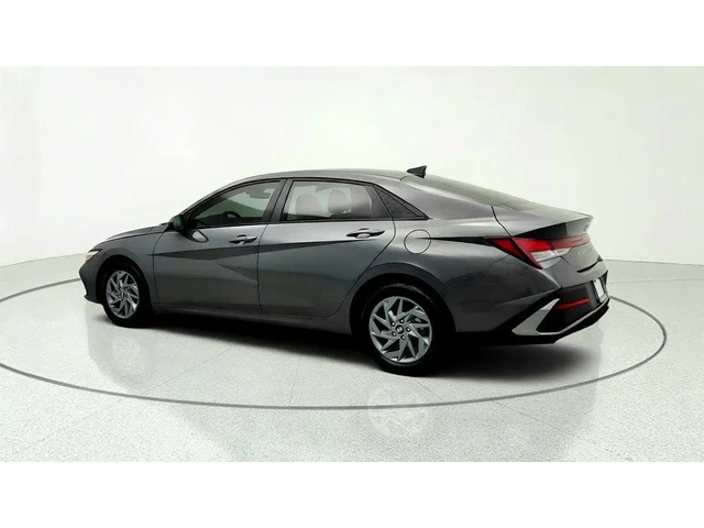 SEMINUEVOS HYUNDAI Elantra a Estados en autogozo