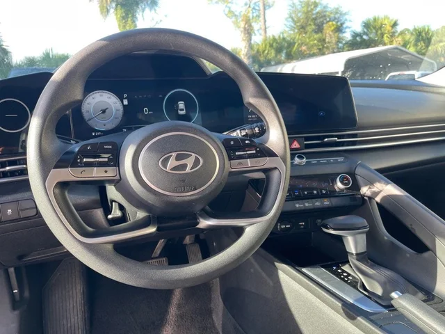 SEMINUEVOS HYUNDAI ELANTRA a Estados en autogozo