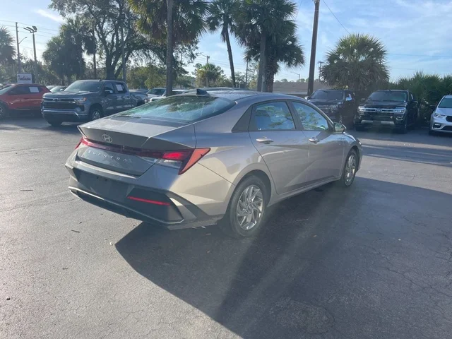 SEMINUEVOS HYUNDAI ELANTRA a Estados en autogozo