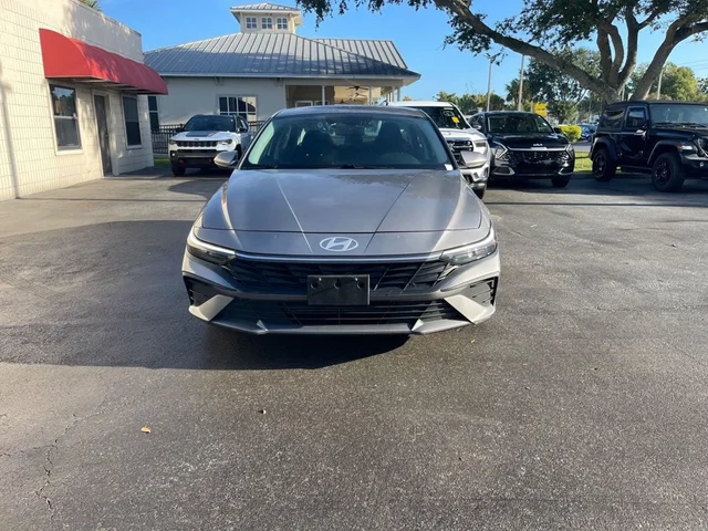 SEMINUEVOS HYUNDAI ELANTRA a Estados en autogozo