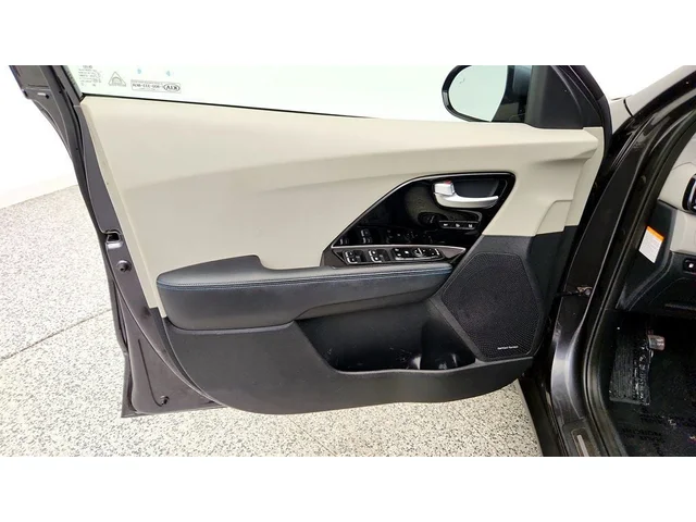 SEMINUEVOS KIA Niro Plug-In Hybrid a Estados en autogozo