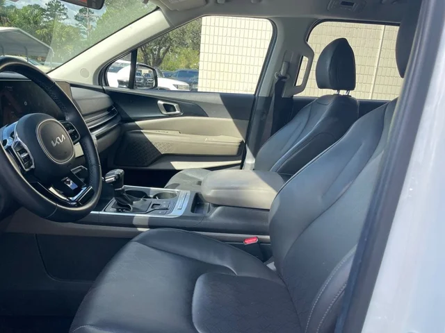 SEMINUEVOS KIA CARNIVAL a Estados en autogozo