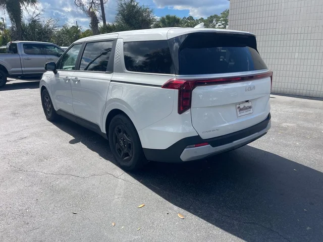 SEMINUEVOS KIA CARNIVAL a Estados en autogozo