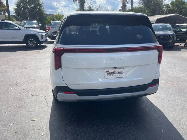 SEMINUEVOS KIA CARNIVAL a Estados en autogozo