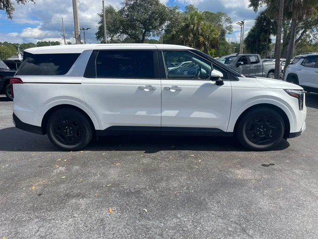 SEMINUEVOS KIA CARNIVAL a Estados en autogozo