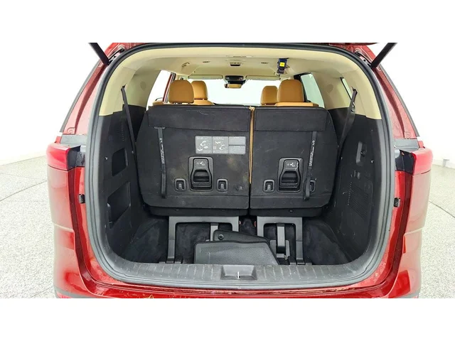SEMINUEVOS KIA Carnival a Estados en autogozo