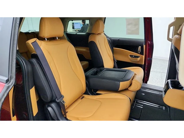 SEMINUEVOS KIA Carnival a Estados en autogozo