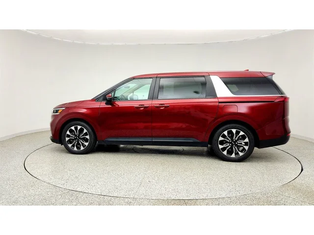 SEMINUEVOS KIA Carnival a Estados en autogozo