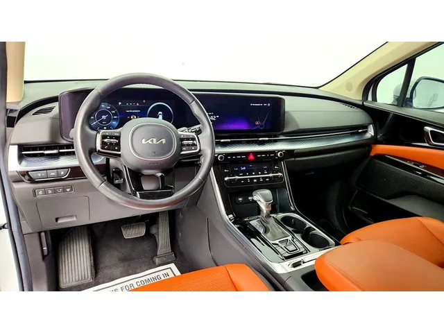 SEMINUEVOS KIA Carnival a Estados en autogozo