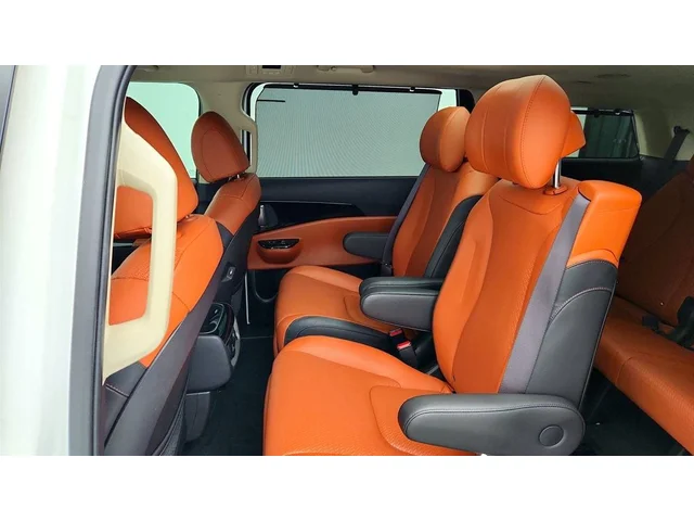SEMINUEVOS KIA Carnival a Estados en autogozo