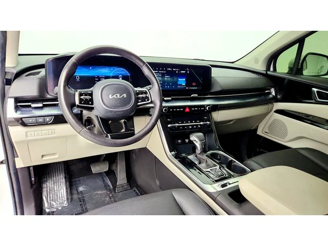 SEMINUEVOS KIA Carnival a Estados en autogozo