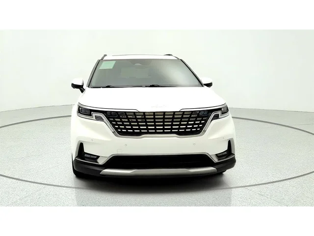 SEMINUEVOS KIA Carnival a Estados en autogozo