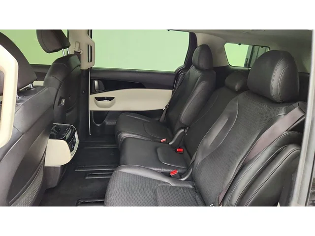 SEMINUEVOS KIA Carnival a Estados en autogozo