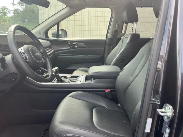 SEMINUEVOS KIA CARNIVAL a Estados en autogozo