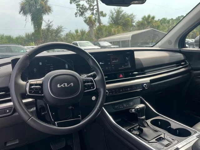 SEMINUEVOS KIA CARNIVAL a Estados en autogozo