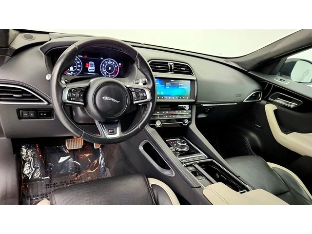 SEMINUEVOS JAGUAR F-PACE a Estados en autogozo