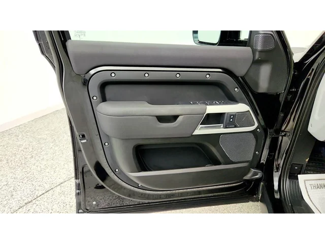 SEMINUEVOS LAND ROVER Defender a Estados en autogozo