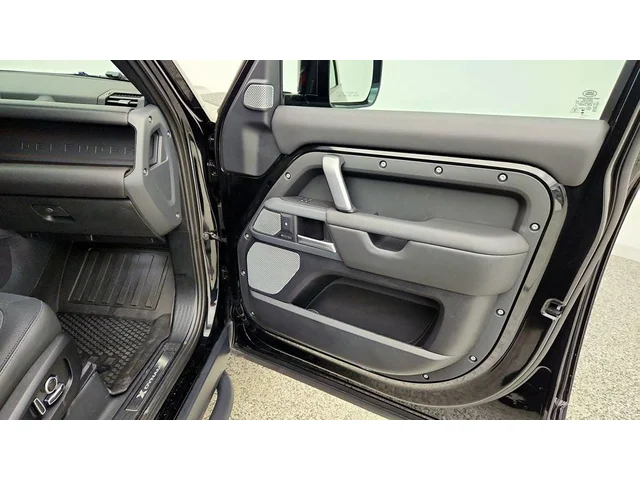 SEMINUEVOS LAND ROVER Defender a Estados en autogozo