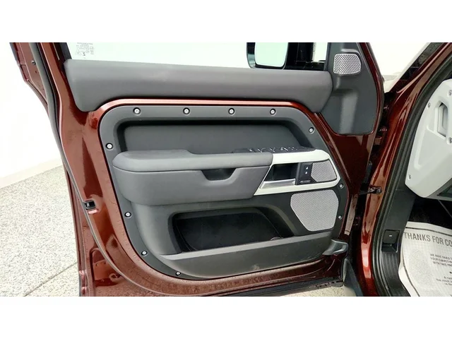 SEMINUEVOS LAND ROVER Defender a Estados en autogozo