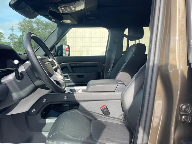 SEMINUEVOS LAND ROVER DEFENDER a Estados en autogozo