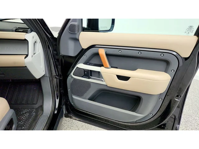 SEMINUEVOS LAND ROVER Defender a Estados en autogozo