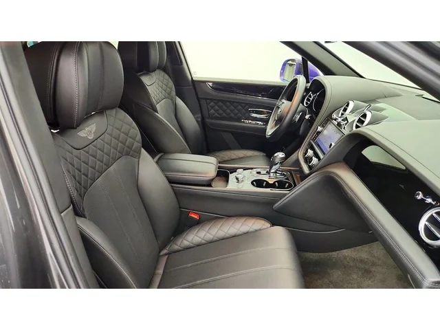 SEMINUEVOS BENTLEY Bentayga a Estados en autogozo