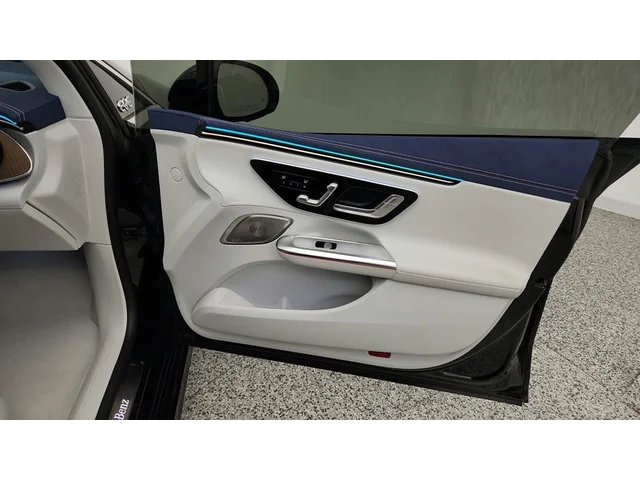 SEMINUEVOS MERCEDES-BENZ EQE a Estados en autogozo