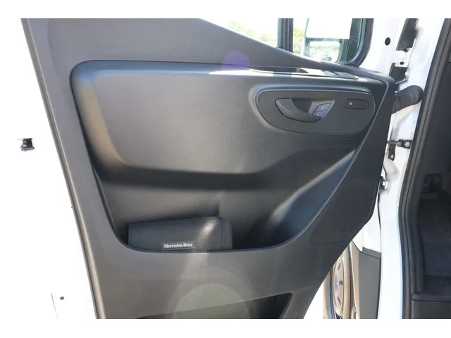 SEMINUEVOS MERCEDES-BENZ Sprinter Cargo Van a Estados en autogozo