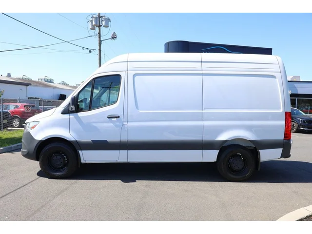 SEMINUEVOS MERCEDES-BENZ Sprinter Cargo Van a Estados en autogozo