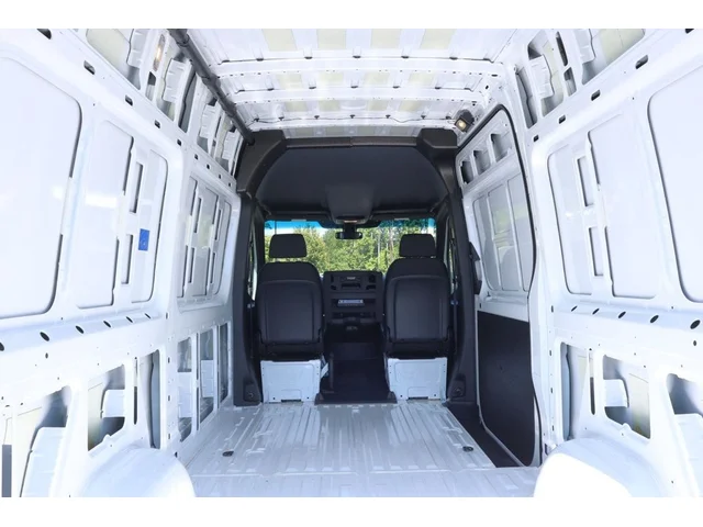 SEMINUEVOS MERCEDES-BENZ Sprinter Cargo Van a Estados en autogozo