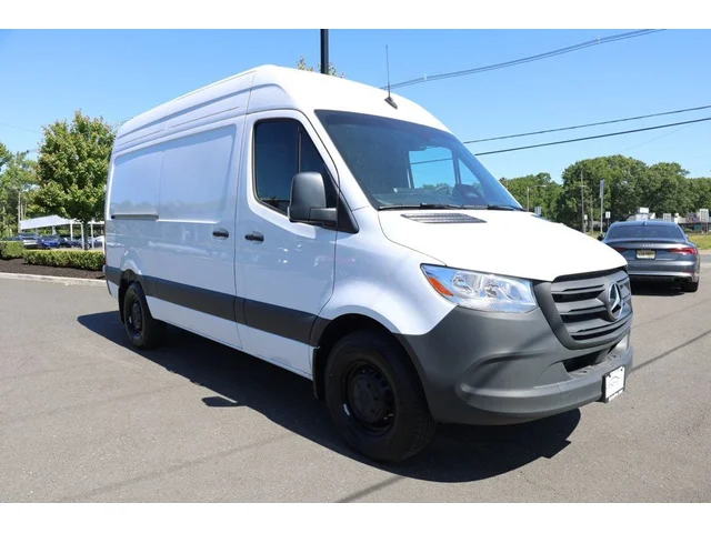 SEMINUEVOS MERCEDES-BENZ Sprinter Cargo Van a Estados en autogozo