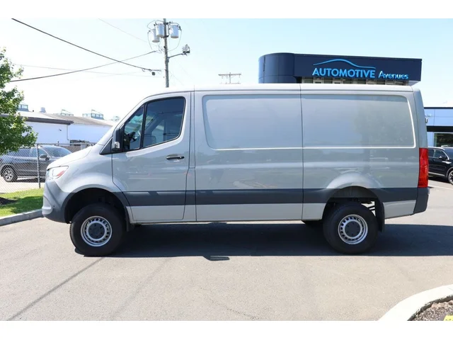 SEMINUEVOS MERCEDES-BENZ Sprinter Cargo Van a Estados en autogozo