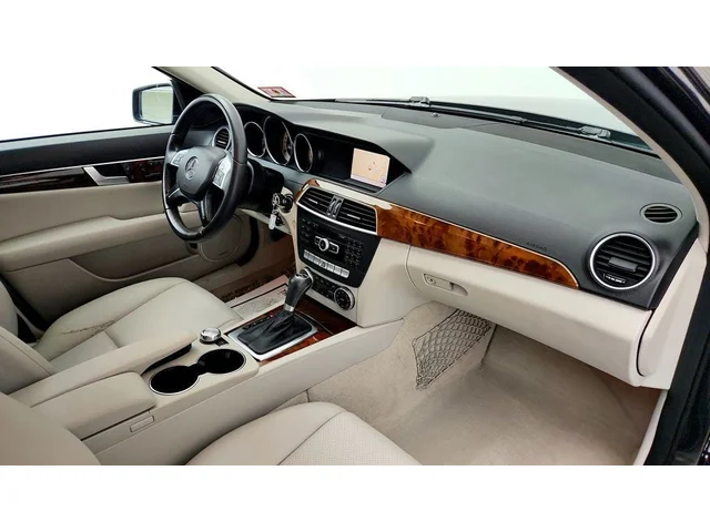 SEMINUEVOS MERCEDES-BENZ C-Class a Estados en autogozo