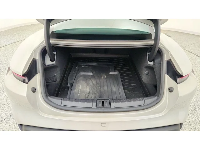 SEMINUEVOS PORSCHE Taycan a Estados en autogozo