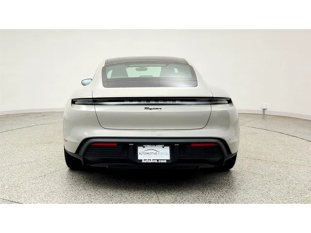 SEMINUEVOS PORSCHE Taycan a Estados en autogozo