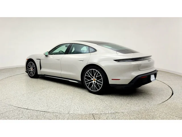 SEMINUEVOS PORSCHE Taycan a Estados en autogozo