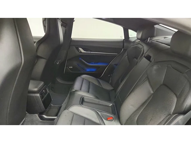 SEMINUEVOS PORSCHE Taycan a Estados en autogozo