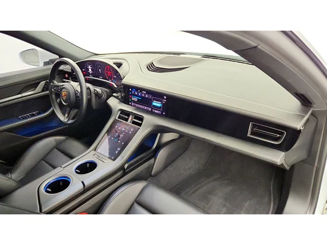 SEMINUEVOS PORSCHE Taycan a Estados en autogozo