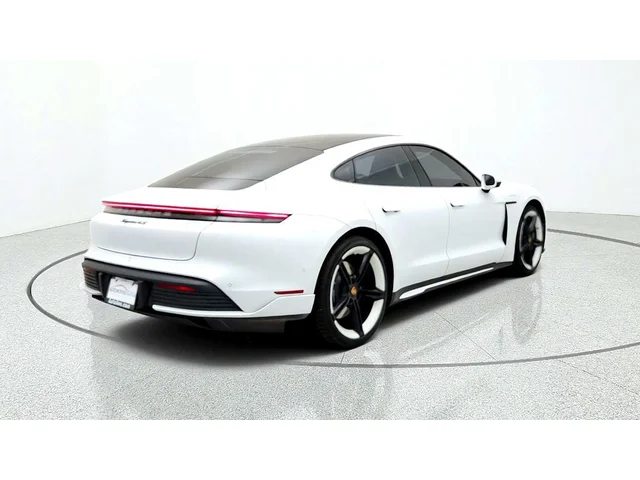 SEMINUEVOS PORSCHE Taycan a Estados en autogozo