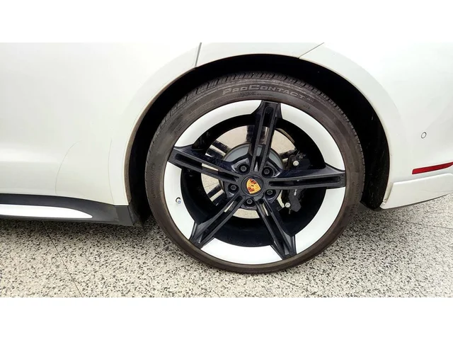 SEMINUEVOS PORSCHE Taycan a Estados en autogozo