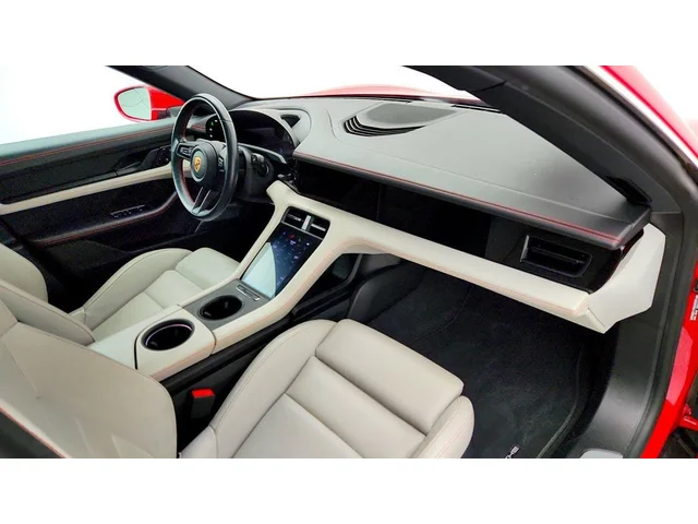 SEMINUEVOS PORSCHE Taycan a Estados en autogozo