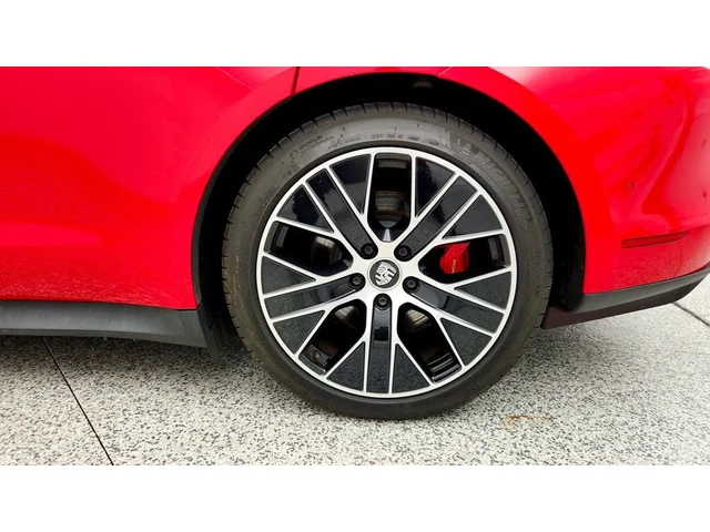 SEMINUEVOS PORSCHE Taycan a Estados en autogozo