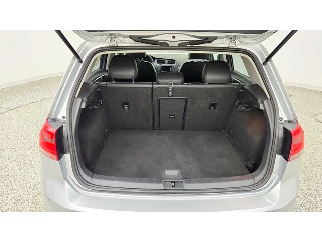 SEMINUEVOS VOLKSWAGEN e-Golf a Estados en autogozo
