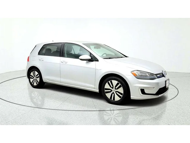 SEMINUEVOS VOLKSWAGEN e-Golf a Estados en autogozo