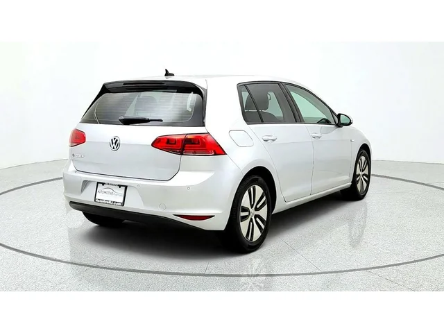 SEMINUEVOS VOLKSWAGEN e-Golf a Estados en autogozo