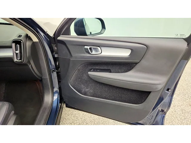 SEMINUEVOS VOLVO XC40 a Estados en autogozo